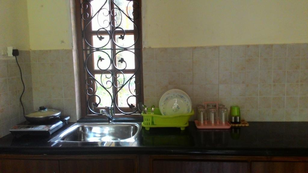 Antonio'S Residency Goa Hotel Betalbatim Exterior foto